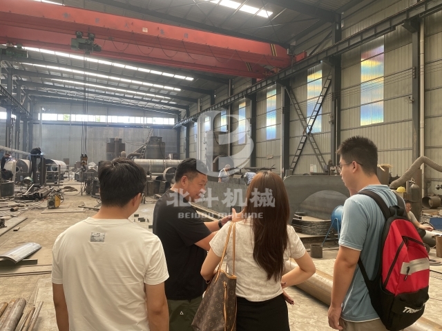 91免费版下载機械實力引客！客戶實地考察91免费成人大片